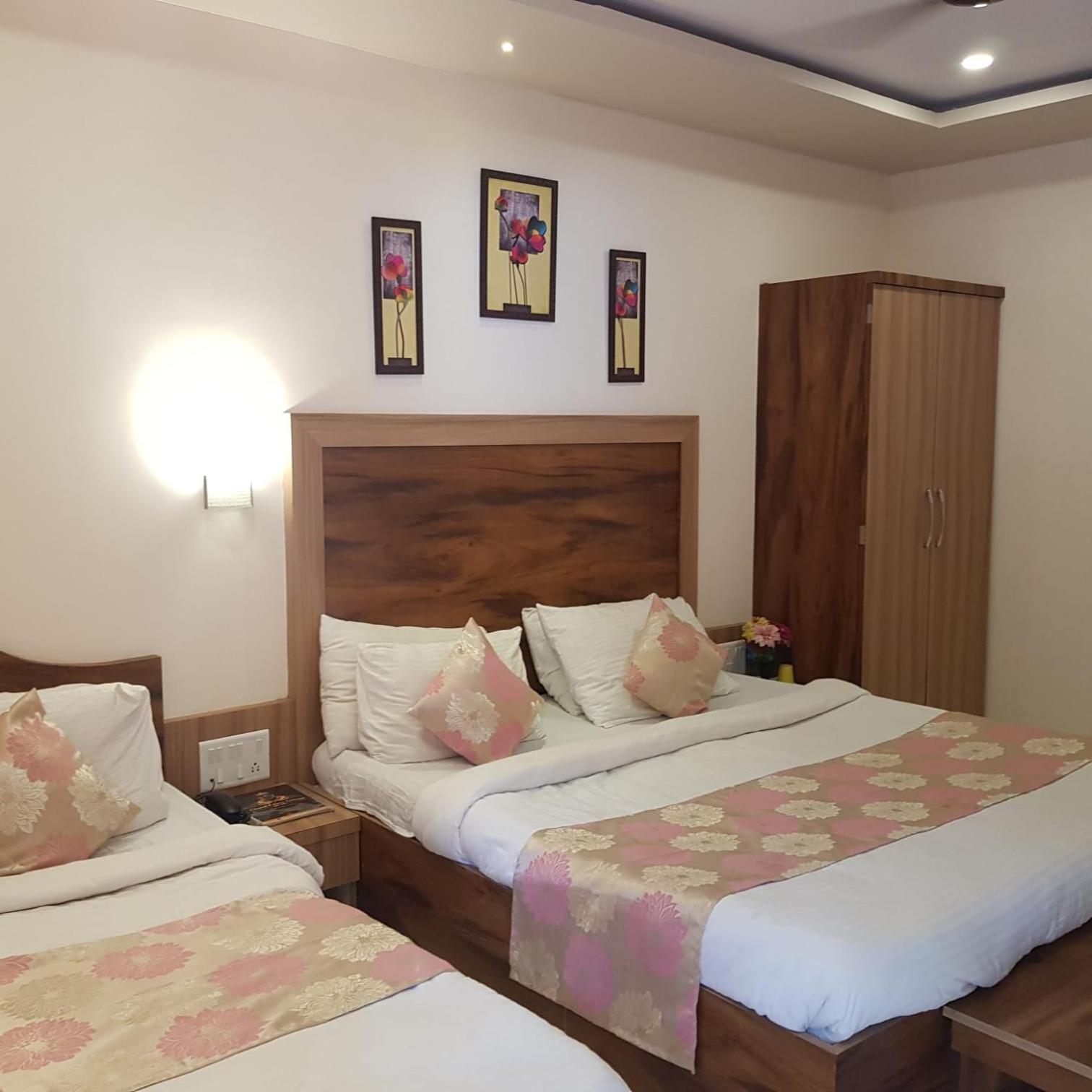 C P Cottage Resort Mahābaleshwar Exterior foto